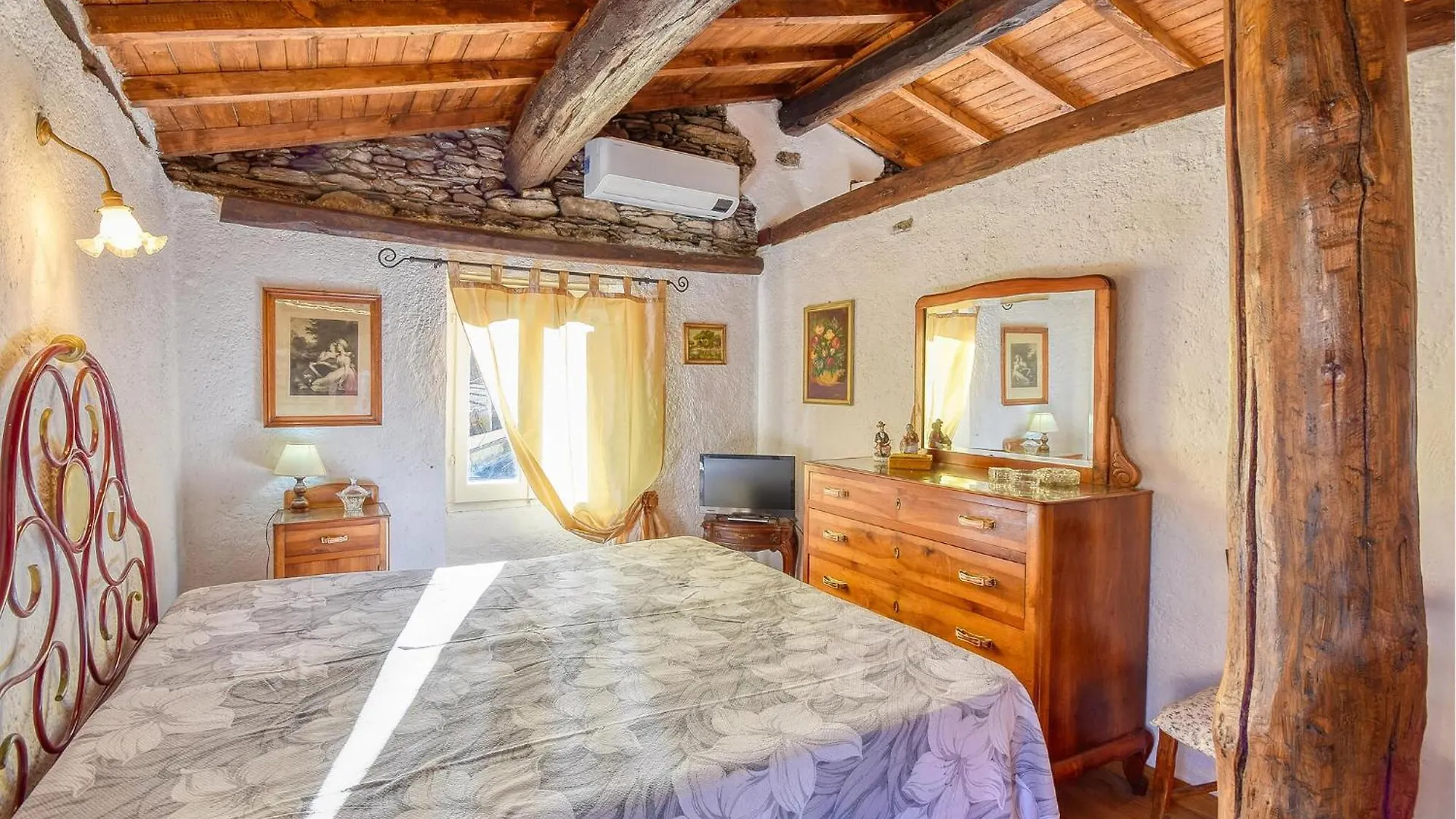 Nice Home In Lumarzo With Kitchen Pannesi Italy