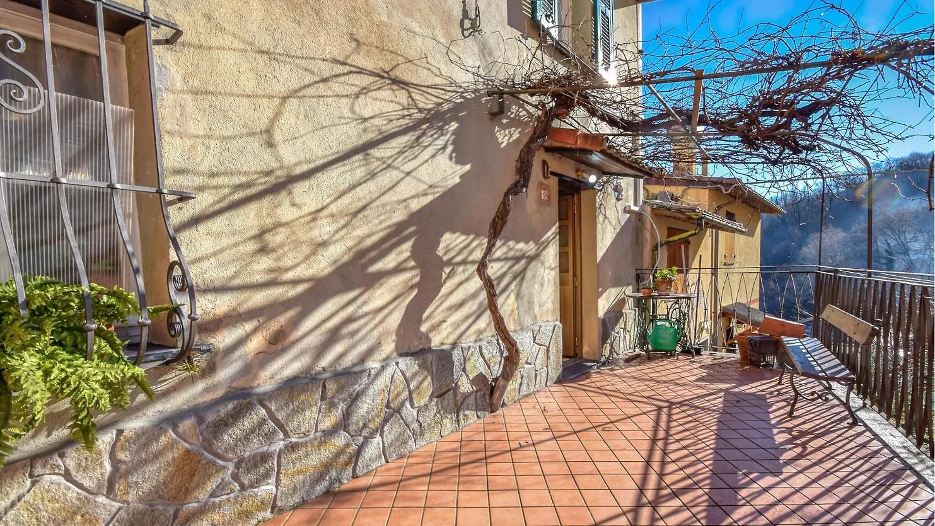 Nice Home In Lumarzo With Kitchen Pannesi