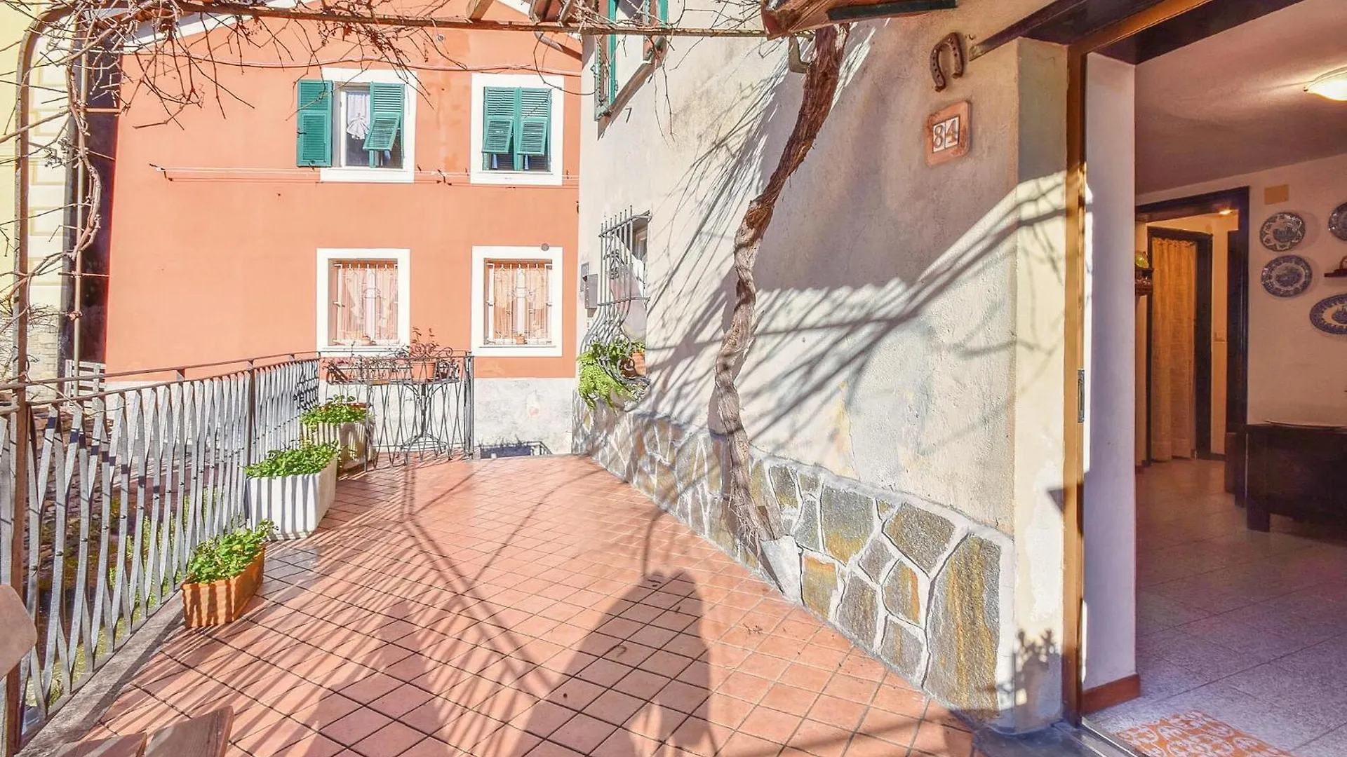 Nice Home In Lumarzo With Kitchen Pannesi